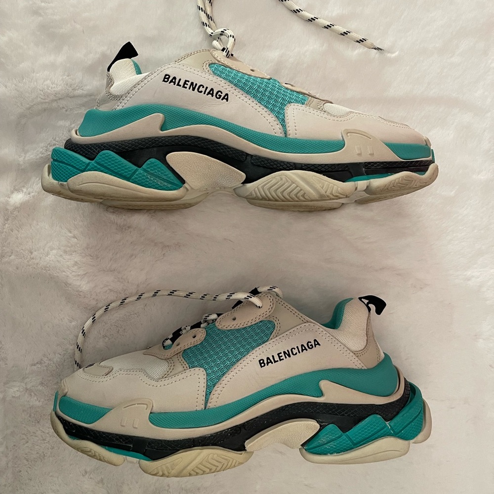 Balenciaga Triple S